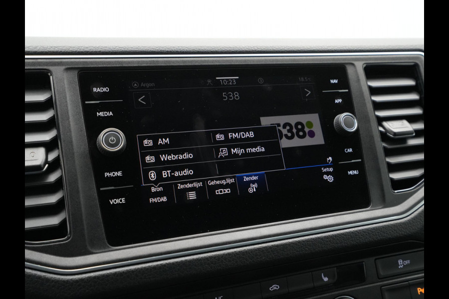 Volkswagen Crafter 35 2.0 TDI L3H3 Exclusive EURO VI Trekhaak Navigatie Camera Acc Pdc Stoel/Stuurverwarming Carplay