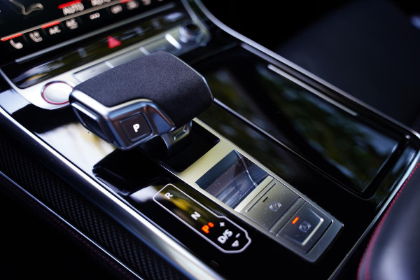Audi RS Q8 4.0 TFSI Quattro B&O Panoramadak Keramisch
