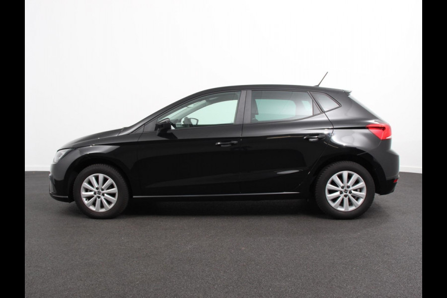 Seat Ibiza 1.0 EcoTSI Style Business Connect Navigatie Apple Carplay/Android Auto Parkeersensoren Cruise Control Stoelverwarming Climate Control Getinte ramen