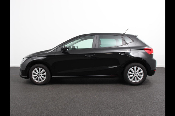 Seat Ibiza 1.0 EcoTSI Style Business Connect Navigatie Apple Carplay/Android Auto Parkeersensoren Cruise Control Stoelverwarming Climate Control Getinte ramen