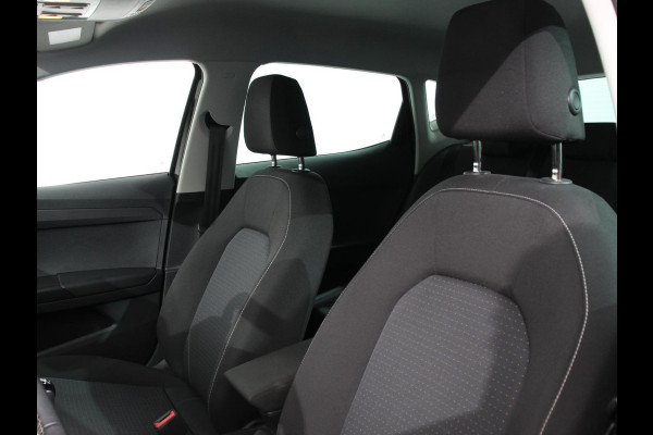 Seat Ibiza 1.0 EcoTSI Style Business Connect Navigatie Apple Carplay/Android Auto Parkeersensoren Cruise Control Stoelverwarming Climate Control Getinte ramen