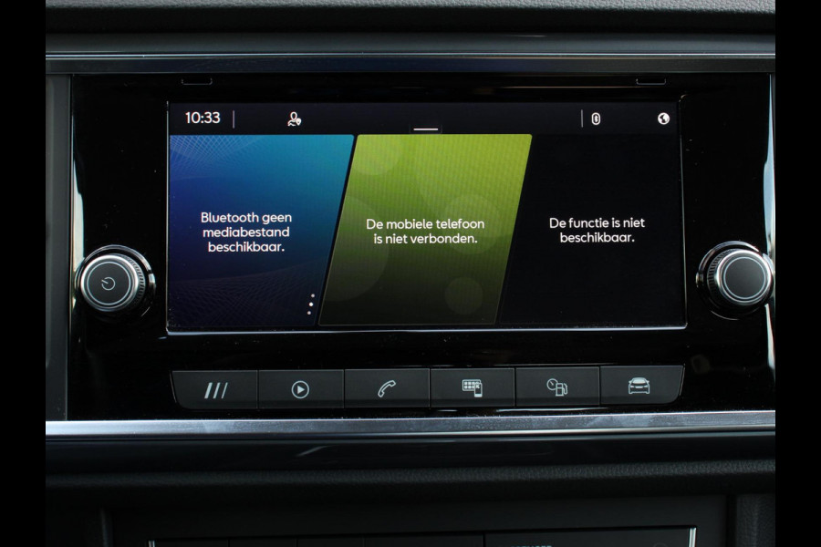 Seat Ateca 1.5 TSI Style Business Intense Climate control Cruise control Keyless start Verwarmde voorstoelen Verwarmde stuur LED Parkeersensoren achter Apple Carplay/ Android Auto