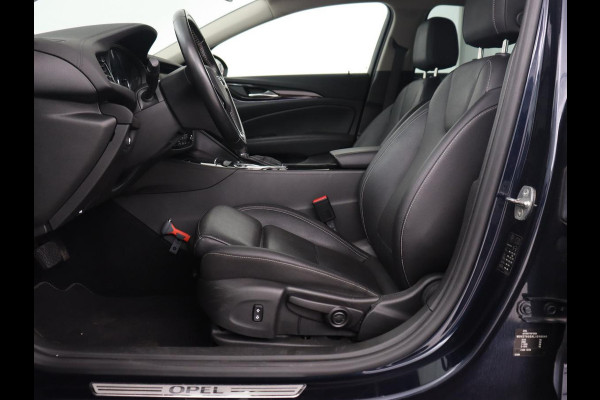 Opel Insignia Sports Tourer 1.5 Turbo Business Executive | Leder | Trekhaak | Stoelverwarming | Camera | DAB | Carplay | Elektrische achterklep | LED