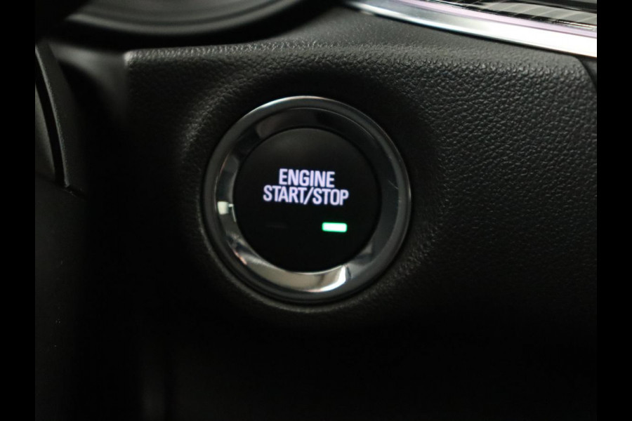 Opel Insignia Sports Tourer 1.5 Turbo Business Executive | Leder | Trekhaak | Stoelverwarming | Camera | DAB | Carplay | Elektrische achterklep | LED