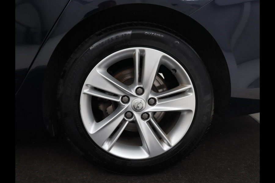 Opel Insignia Sports Tourer 1.5 Turbo Business Executive | Leder | Trekhaak | Stoelverwarming | Camera | DAB | Carplay | Elektrische achterklep | LED