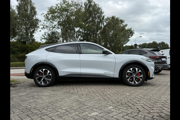 Ford Mustang Mach-E Premium AWD 75 kWh | 269pk Panorama dak | B&O Audio |  Adaptieve Cruise | Dodehoeksensoren | Elek Achterklep