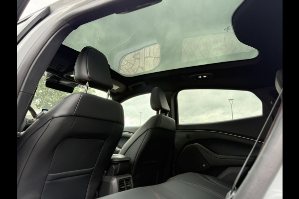 Ford Mustang Mach-E Premium AWD 75 kWh | 269pk Panorama dak | B&O Audio |  Adaptieve Cruise | Dodehoeksensoren | Elek Achterklep