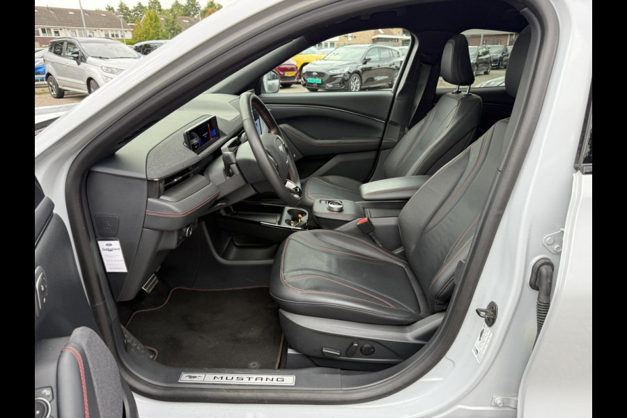 Ford Mustang Mach-E Premium AWD 75 kWh | 269pk Panorama dak | B&O Audio |  Adaptieve Cruise | Dodehoeksensoren | Elek Achterklep