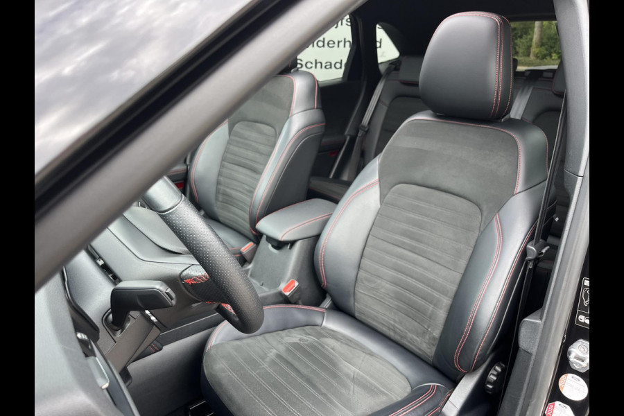 Ford Kuga 2.5 PHEV ST-Line X 225pk | Winterpack | Panoramadak | Trekhaak Afneembaar | SYNC 3 Navigatie