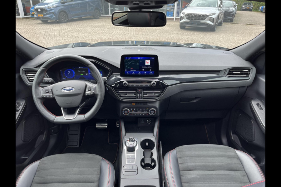 Ford Kuga 2.5 PHEV ST-Line X 225pk | Winterpack | Panoramadak | Trekhaak Afneembaar | SYNC 3 Navigatie