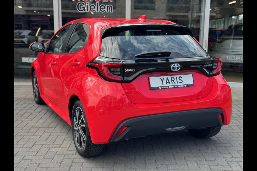 Toyota Yaris 1.5 Hybrid Dynamic Plus | Stoelverwarming, 16 inch, Keyless, Apple Carplay/Android auto, Camera