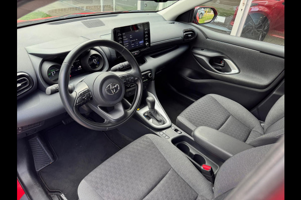 Toyota Yaris 1.5 Hybrid Dynamic Plus | Stoelverwarming, 16 inch, Keyless, Apple Carplay/Android auto, Camera