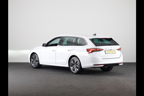 Škoda Octavia Combi 1.5 TSI MHEV Business Edition Plus 115 pk Automaat (DSG) | Verlengde garantie | Navigatie | Parkeersensoren | Achteruitrijcamera | Stoelverwarming |