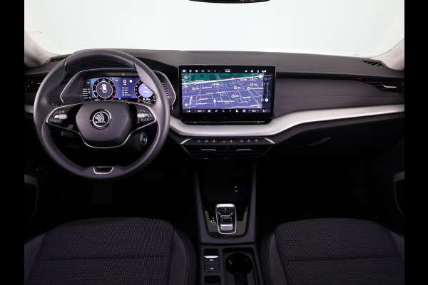 Škoda Octavia Combi 1.5 TSI MHEV Business Edition Plus 115 pk Automaat (DSG) | Verlengde garantie | Navigatie | Parkeersensoren | Achteruitrijcamera | Stoelverwarming |