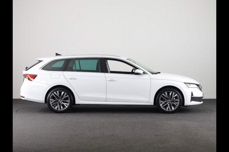 Škoda Octavia Combi 1.5 TSI MHEV Business Edition Plus 115 pk Automaat (DSG) | Verlengde garantie | Navigatie | Parkeersensoren | Achteruitrijcamera | Stoelverwarming |