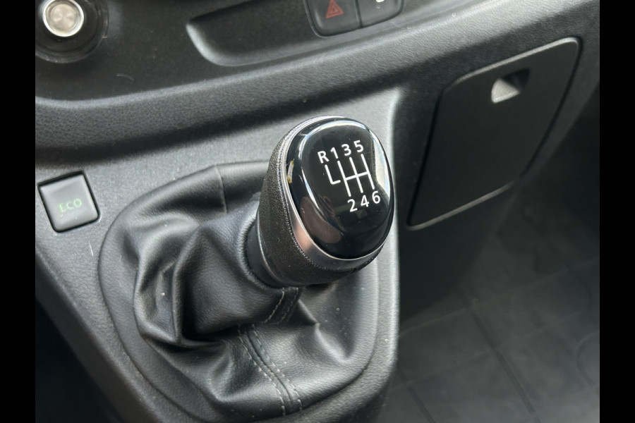 Renault Trafic 2.0 dCi 120 PK / L1H1 / 1e EIG. / 92.126 KM !! / AIRCO / CRUISE / NAVI / BLUETOOTH / 3-ZITS / TREKHAAK
