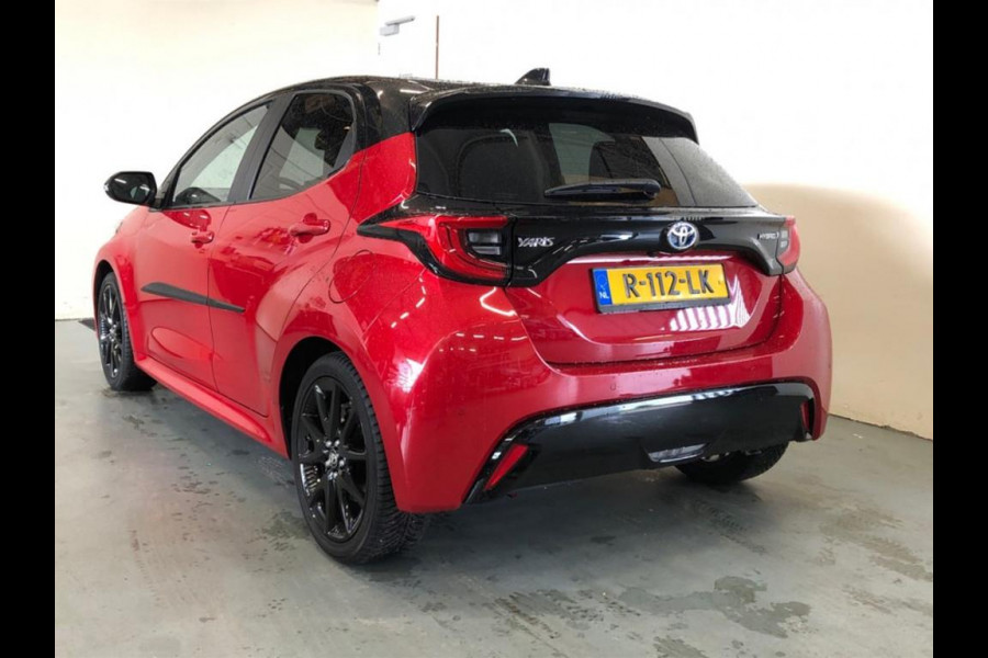 Toyota Yaris 1.5 Hybrid Executive - Automaat - JBL - Climate - Navi - Winterpakket