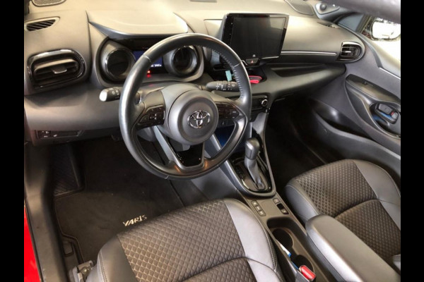 Toyota Yaris 1.5 Hybrid Executive - Automaat - JBL - Climate - Navi - Winterpakket