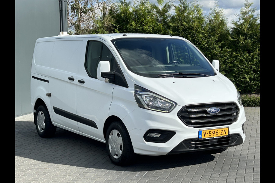 Ford Transit Custom 300 2.0 TDCI 105 PK / L1H1 / 1e EIG. / 80.552 KM !! / AIRCO / CRUISE / STOELVERWARMING / 2X SCHUIFDEUR / CAMERA / BLUETOOTH