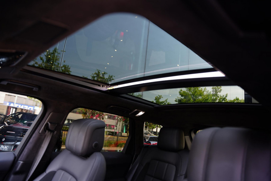 Land Rover Range Rover Sport P 400 HST GERESERVEERD