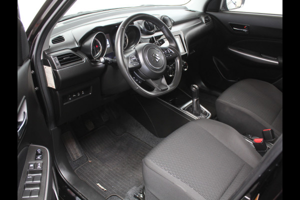 Suzuki Swift 1.2 Style Smart Hybrid | CARPLAY | CAMERA | NAVI | KEYLESS | LMV | PDC