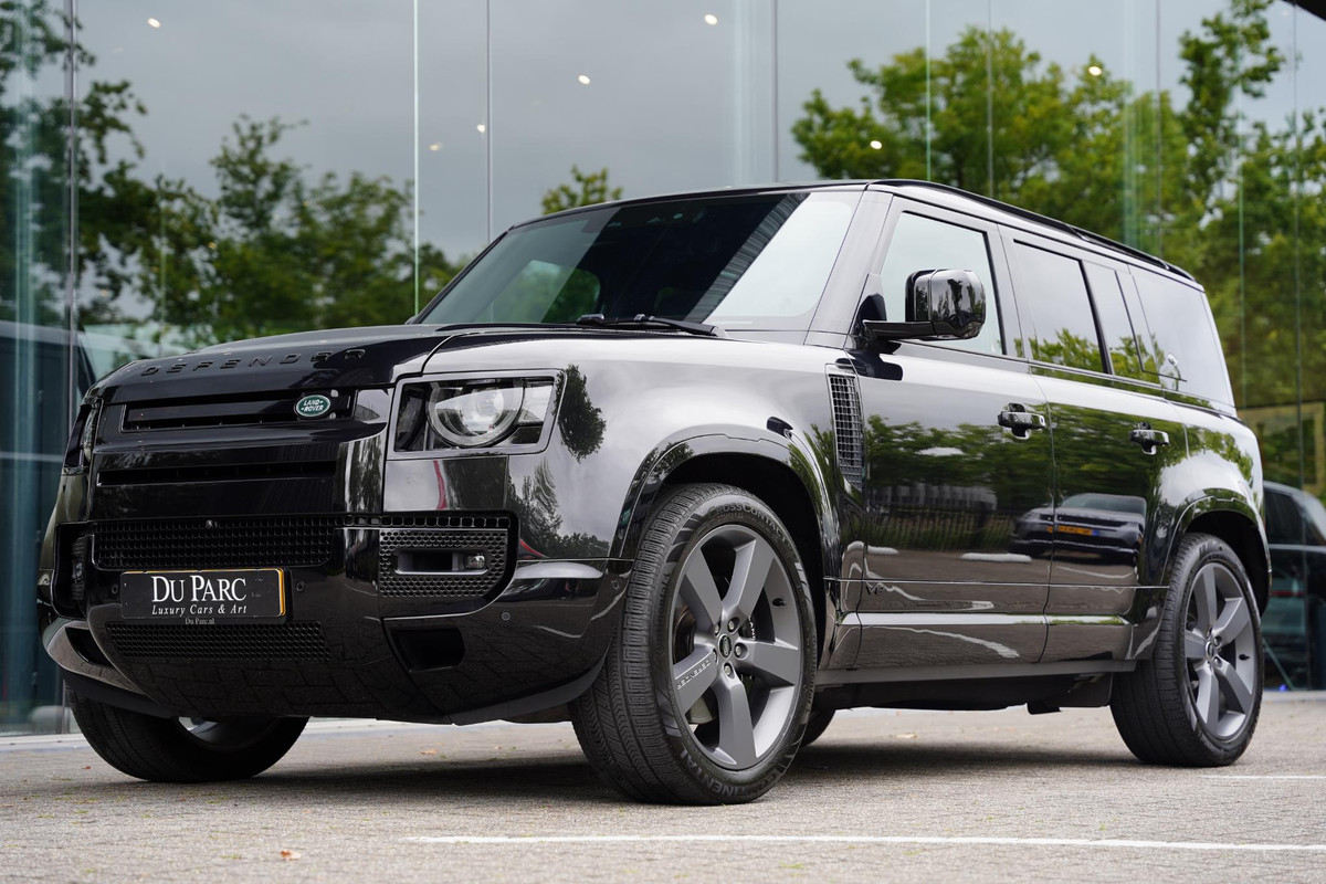 Land Rover Defender 110 P 525 V 8 Black Edition Land Rover Defender 110 P 525 V 8 Black Edition