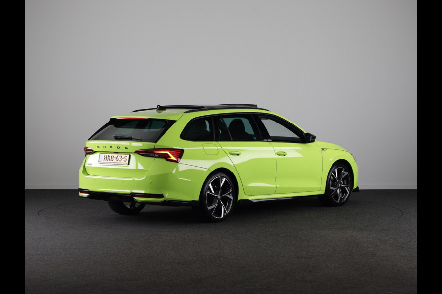 Škoda Octavia Combi 1.5 TSI MHEV 150pk DSG-7 Sportline Business | Led Matrix | 19 inch | Black pakket | Panoramadak | Elek. stoel | Stoelverwarming voor + achter | Travel Assist | Adaptive Cruise