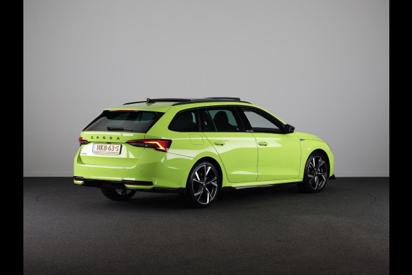 Škoda Octavia Combi 1.5 TSI MHEV 150pk DSG-7 Sportline Business | Led Matrix | 19 inch | Black pakket | Panoramadak | Elek. stoel | Stoelverwarming voor + achter | Travel Assist | Adaptive Cruise