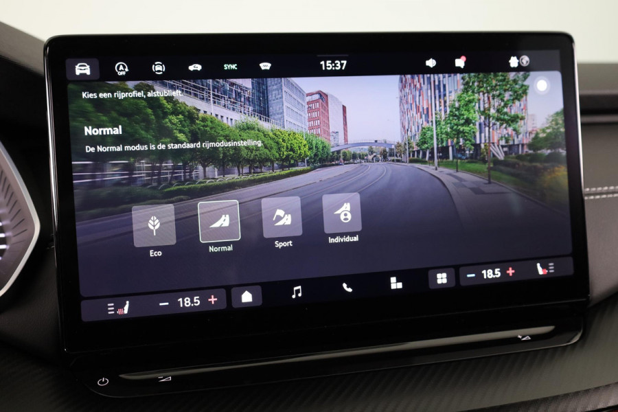 Škoda Octavia Combi 1.5 TSI MHEV 150pk DSG-7 Sportline Business | Led Matrix | 19 inch | Black pakket | Panoramadak | Elek. stoel | Stoelverwarming voor + achter | Travel Assist | Adaptive Cruise