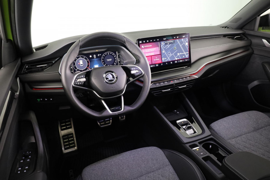 Škoda Octavia Combi 1.5 TSI MHEV 150pk DSG-7 Sportline Business | Led Matrix | 19 inch | Black pakket | Panoramadak | Elek. stoel | Stoelverwarming voor + achter | Travel Assist | Adaptive Cruise