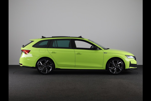 Škoda Octavia Combi 1.5 TSI MHEV 150pk DSG-7 Sportline Business | Led Matrix | 19 inch | Black pakket | Panoramadak | Elek. stoel | Stoelverwarming voor + achter | Travel Assist | Adaptive Cruise