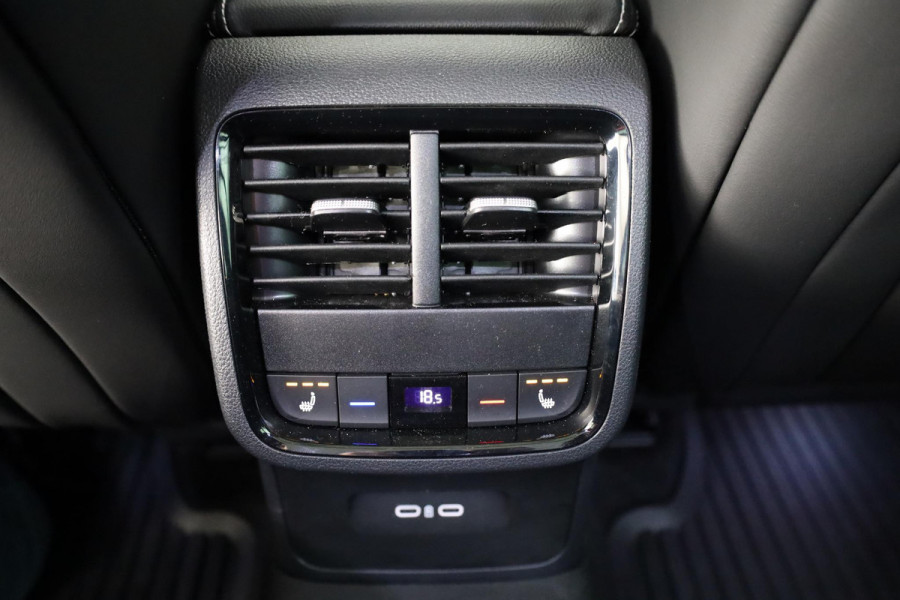 Škoda Octavia Combi 1.5 TSI MHEV 150pk DSG-7 Sportline Business | Led Matrix | 19 inch | Black pakket | Panoramadak | Elek. stoel | Stoelverwarming voor + achter | Travel Assist | Adaptive Cruise