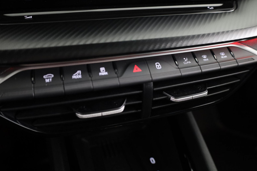 Škoda Octavia Combi 1.5 TSI MHEV 150pk DSG-7 Sportline Business | Led Matrix | 19 inch | Black pakket | Panoramadak | Elek. stoel | Stoelverwarming voor + achter | Travel Assist | Adaptive Cruise