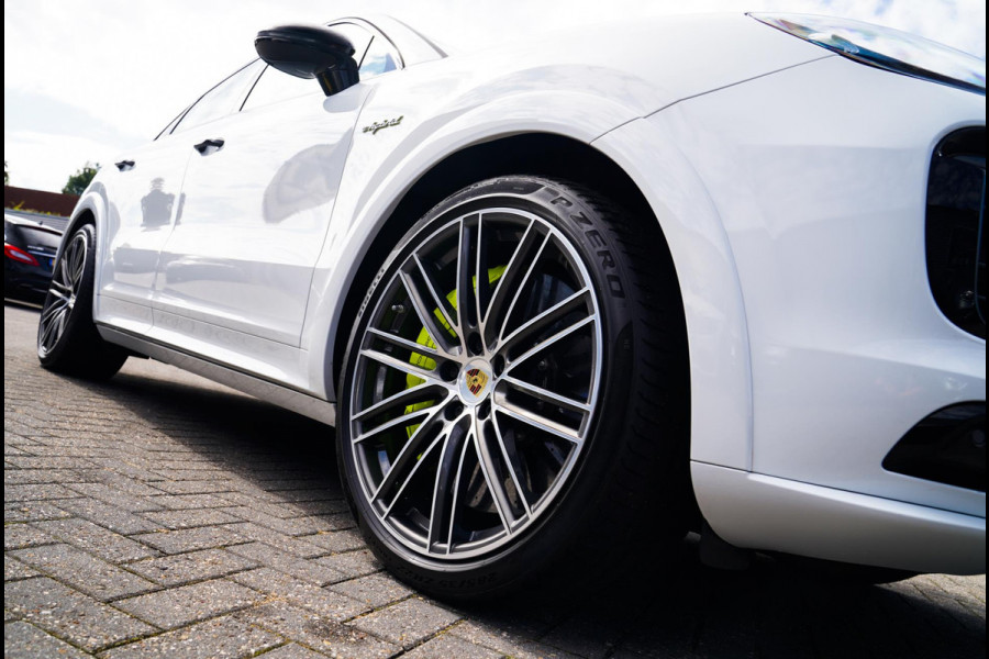 Porsche Cayenne Coupé 3.0 E-Hybrid | Keramisch | Panorama | Sport Design | Head up Display | Porsche Active Safe | NAP