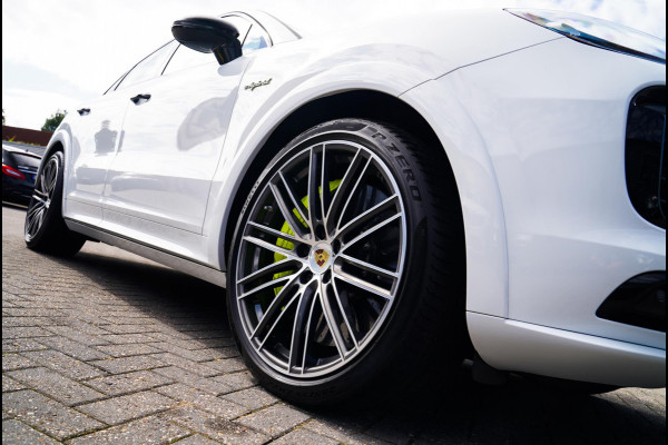 Porsche Cayenne Coupé 3.0 E-Hybrid | Keramisch | Panorama | Sport Design | Head up Display | Porsche Active Safe | NAP