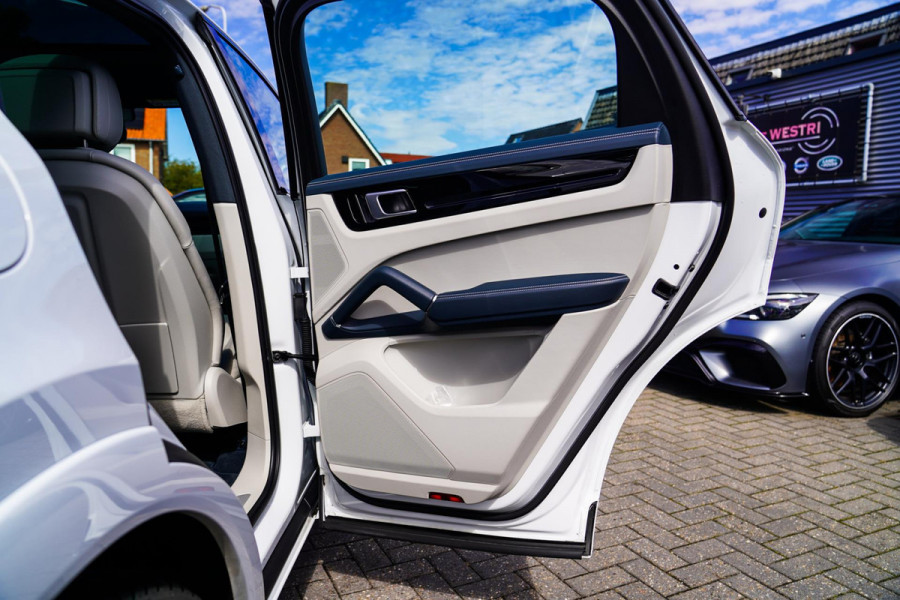 Porsche Cayenne Coupé 3.0 E-Hybrid | Keramisch | Panorama | Sport Design | Head up Display | Porsche Active Safe | NAP