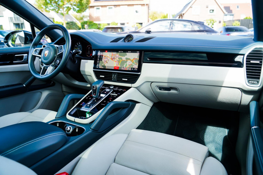 Porsche Cayenne Coupé 3.0 E-Hybrid | Keramisch | Panorama | Sport Design | Head up Display | Porsche Active Safe | NAP