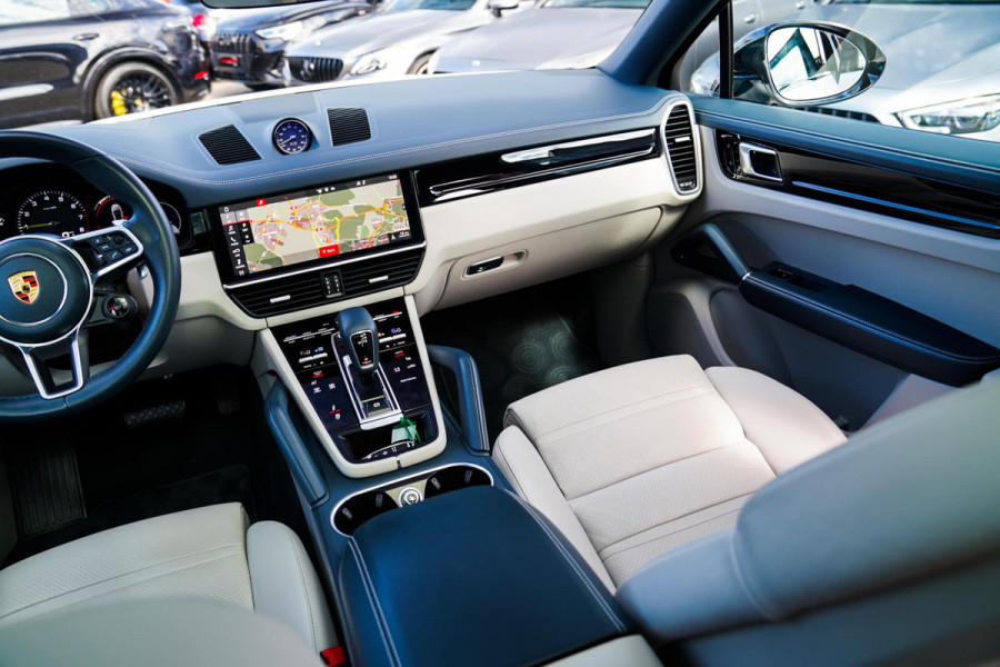 Porsche Cayenne Coupé 3.0 E-Hybrid | Keramisch | Panorama | Sport Design | Head up Display | Porsche Active Safe | NAP