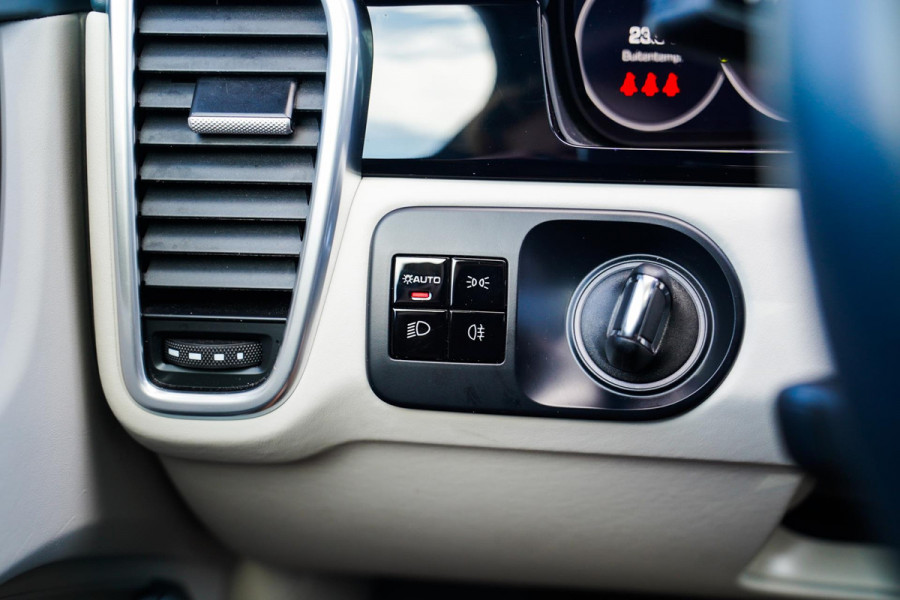 Porsche Cayenne Coupé 3.0 E-Hybrid | Keramisch | Panorama | Sport Design | Head up Display | Porsche Active Safe | NAP