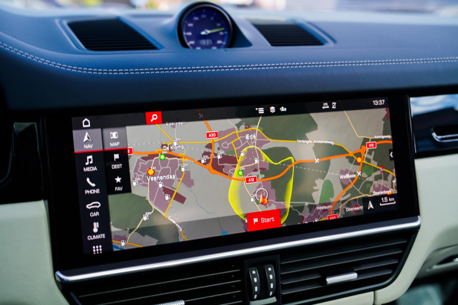 Porsche Cayenne Coupé 3.0 E-Hybrid | Keramisch | Panorama | Sport Design | Head up Display | Porsche Active Safe | NAP
