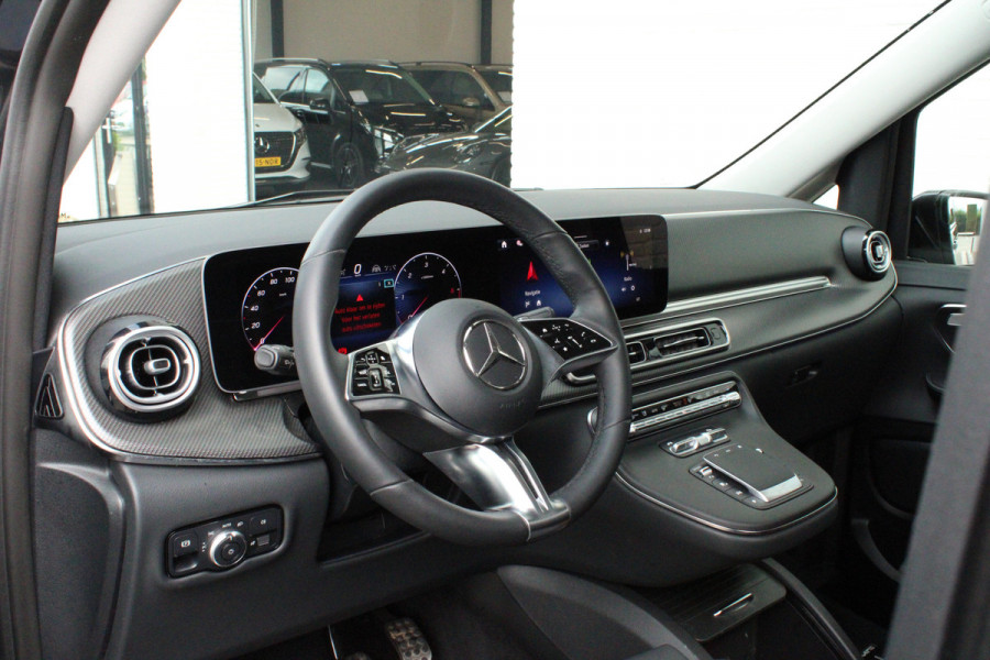 Mercedes-Benz V-Klasse 250d / DC / AMG / Panorama / bj 2025 / 2x Elec Schuifd / 360 Camera / Vol Opties / NIEUWSTAAT