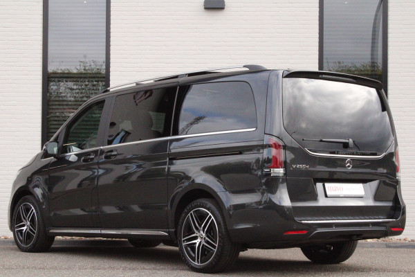 Mercedes-Benz V-Klasse 250d / DC / AMG / Panorama / bj 2025 / 2x Elec Schuifd / 360 Camera / Vol Opties / NIEUWSTAAT