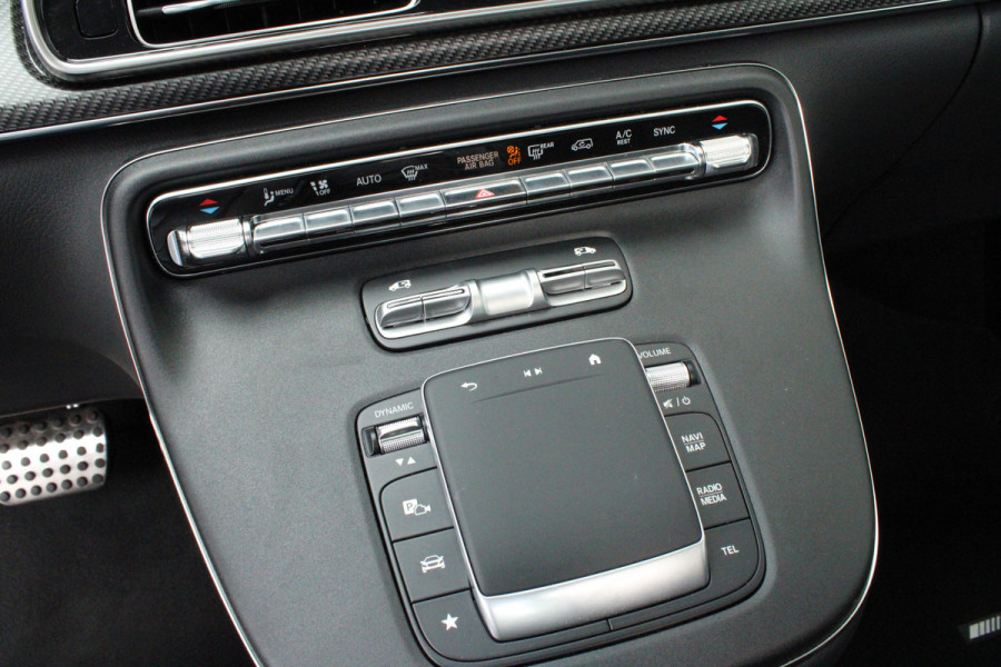 Mercedes-Benz V-Klasse 250d / DC / AMG / Panorama / bj 2025 / 2x Elec Schuifd / 360 Camera / Vol Opties / NIEUWSTAAT