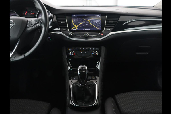 Opel Astra Sports Tourer 1.4 Innovation | Schuifdak | Trekhaak | Camera | Navigatie | Carplay | Climate control | Keyless | PDC | Cruise control