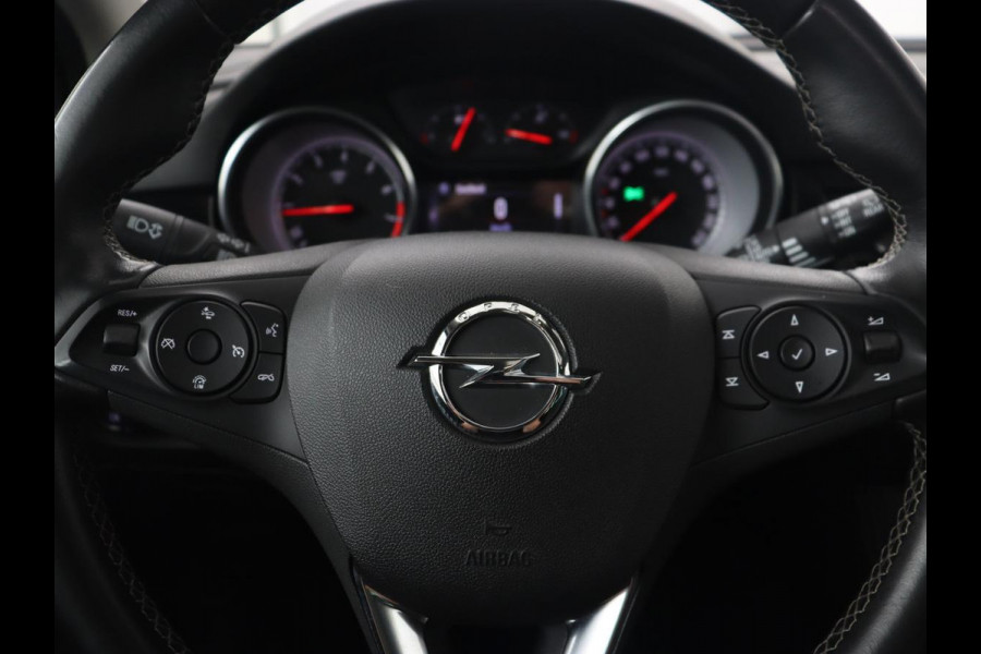 Opel Astra Sports Tourer 1.4 Innovation | Schuifdak | Trekhaak | Camera | Navigatie | Carplay | Climate control | Keyless | PDC | Cruise control