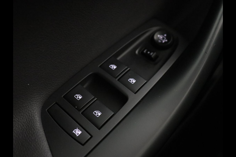 Opel Astra Sports Tourer 1.4 Innovation | Schuifdak | Trekhaak | Camera | Navigatie | Carplay | Climate control | Keyless | PDC | Cruise control