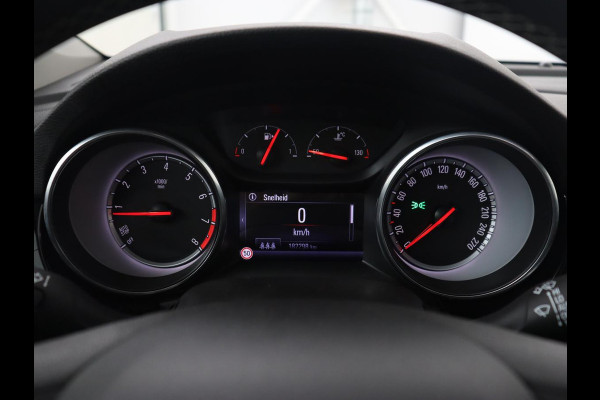 Opel Astra Sports Tourer 1.4 Innovation | Schuifdak | Trekhaak | Camera | Navigatie | Carplay | Climate control | Keyless | PDC | Cruise control