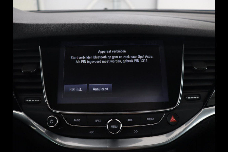 Opel Astra Sports Tourer 1.4 Innovation | Schuifdak | Trekhaak | Camera | Navigatie | Carplay | Climate control | Keyless | PDC | Cruise control