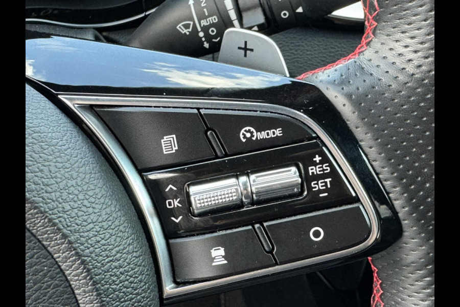 Kia ProCeed GT Adaptive cruise Climate control Stoel- en stuurverwarming Pano Full LED Apple Carplay Android Auto Navigatie