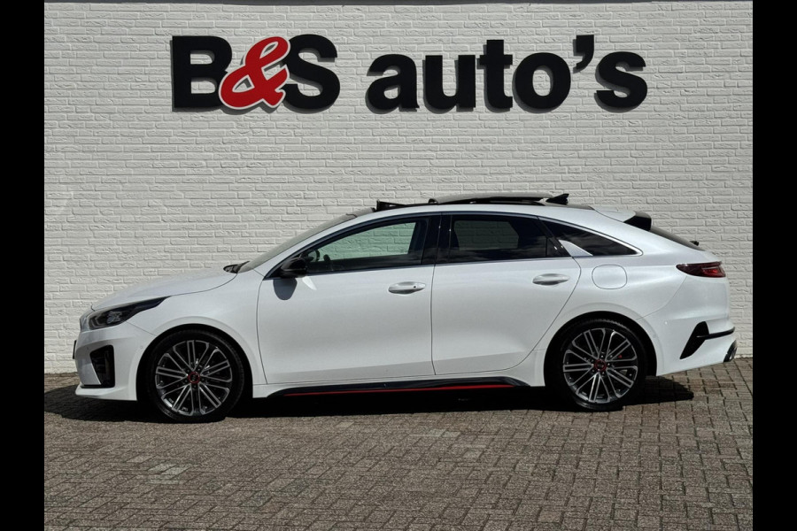 Kia ProCeed GT Adaptive cruise Climate control Stoel- en stuurverwarming Pano Full LED Apple Carplay Android Auto Navigatie